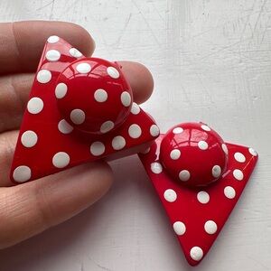 Vtg 80s 90s oversized funky Red white Polka Dot Clip-ons earrings triangle